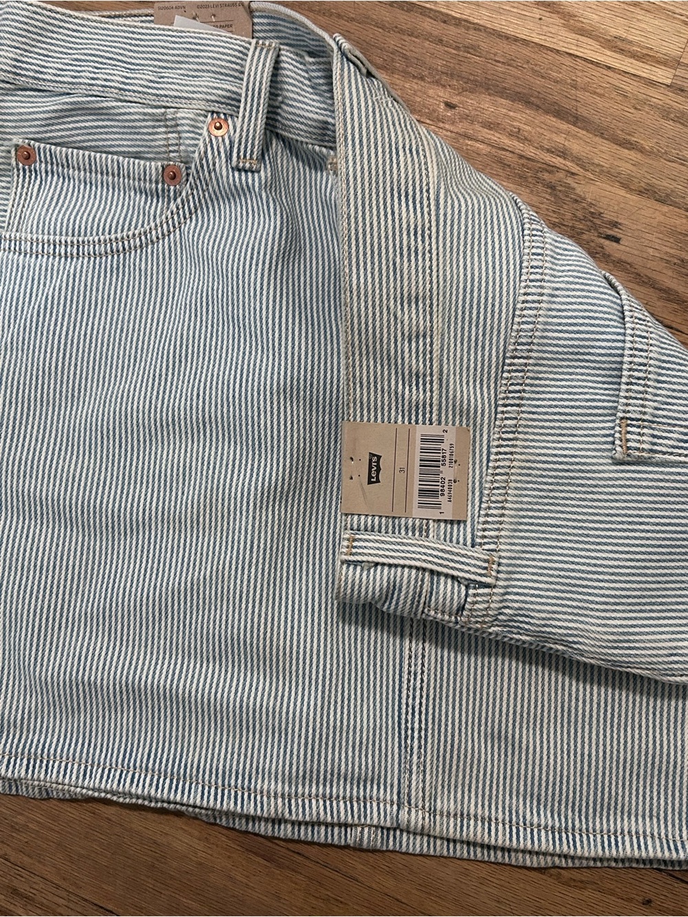 Levi's Light Blue & White Pinstripe Icon Skirt - Picture 9 of 9